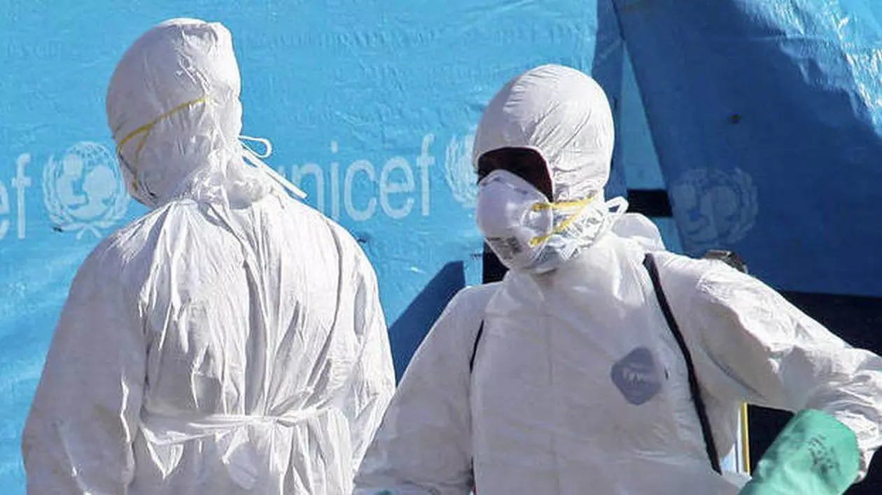 ALERTĂ EBOLA, ÎN ROMÂNIA! Persoanele venite din Africa, MONITORIZATE 21 de zile