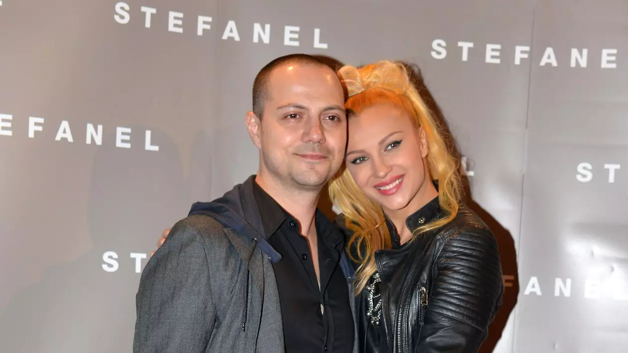 LORA, NEGOCIERI cu soţul pentru O ÎNTÂLNIRE? "Nu e nevoie de un document în care să fim soţ şi soţie"