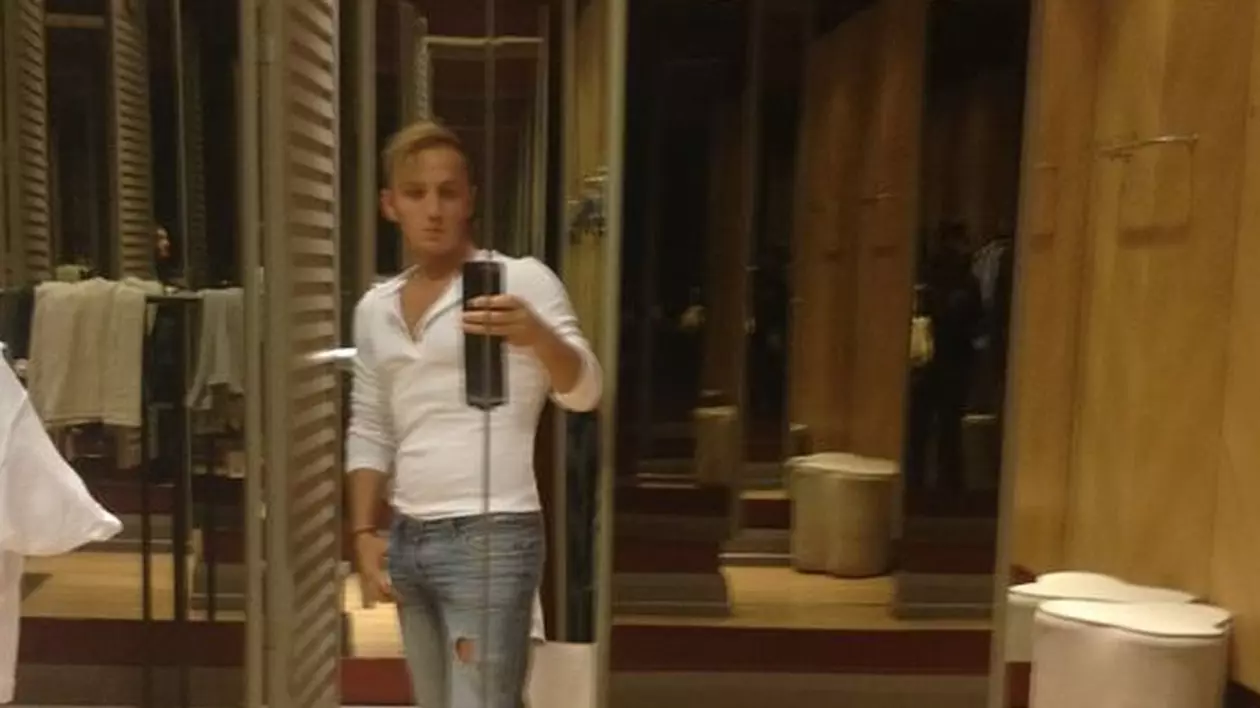 Mihai Tristariu MERGE la CURSURI de DANS. Uite CE MIŞCĂRI CARAGHIOASE are | VIDEO
