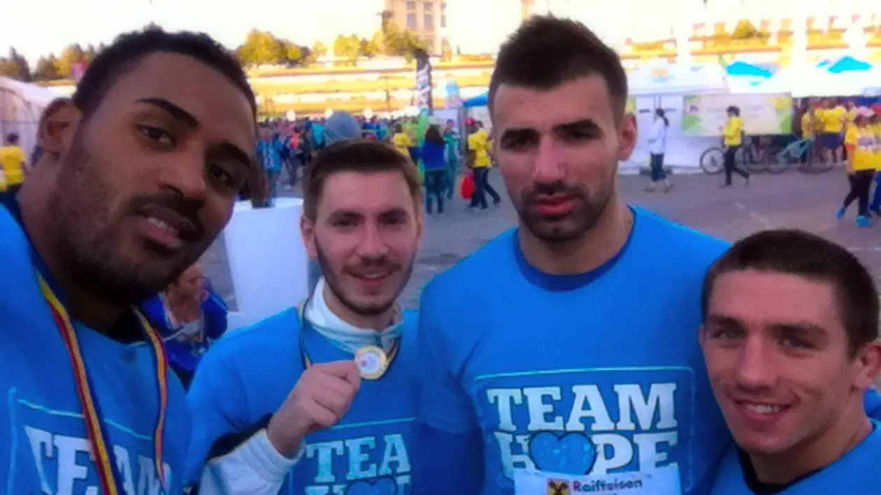 Campionii Superkombat au alergat pentru orfani la Maratonul Bucureşti