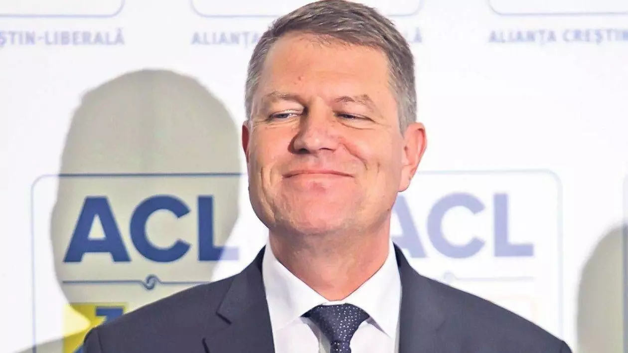 REACȚIA INCREDIBILĂ a PREȘEDINTELUI ALES al ROMÂNIEI după ce a depășit UN MILION de FANI pe FACEBOOK!