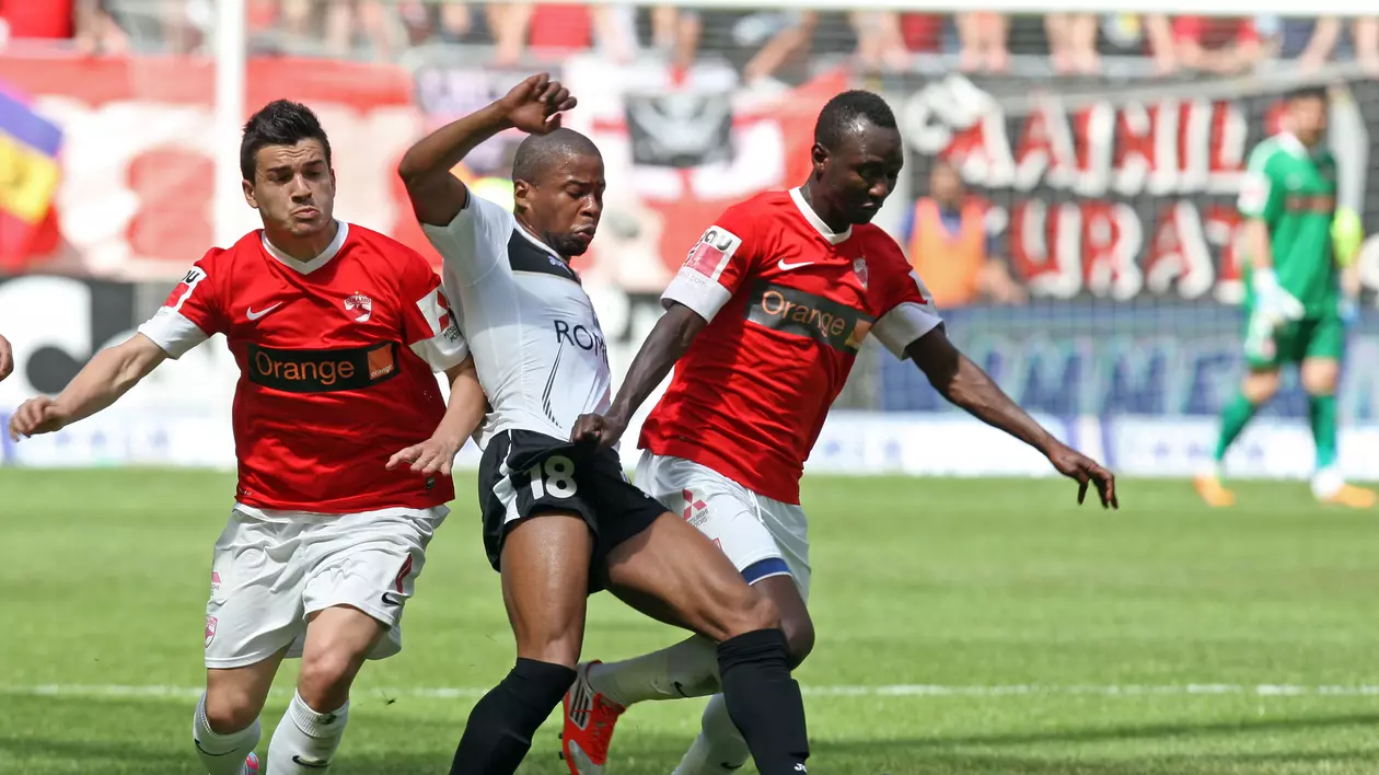 VIDEO / Liga I: Gaz Metan - Dinamo 1-2. ^Dănciulescu a debutat cu dreptul ca antrenor
