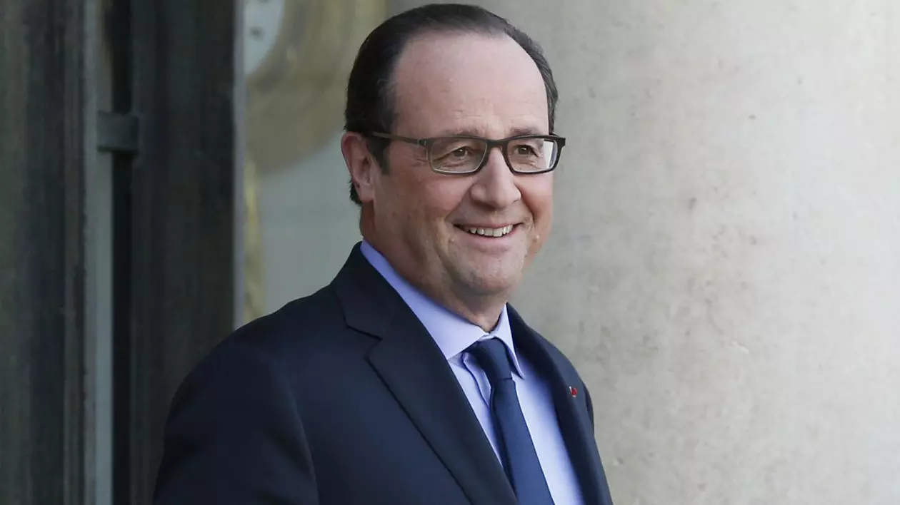 Primele imagini cu Francois Hollande şi noua lui iubită, la palatul prezidenţial | FOTO