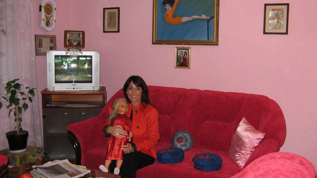NADIA COMĂNECI/ Libertatea a fost primul ziar care a vizitat-o acasă, la Oneşti