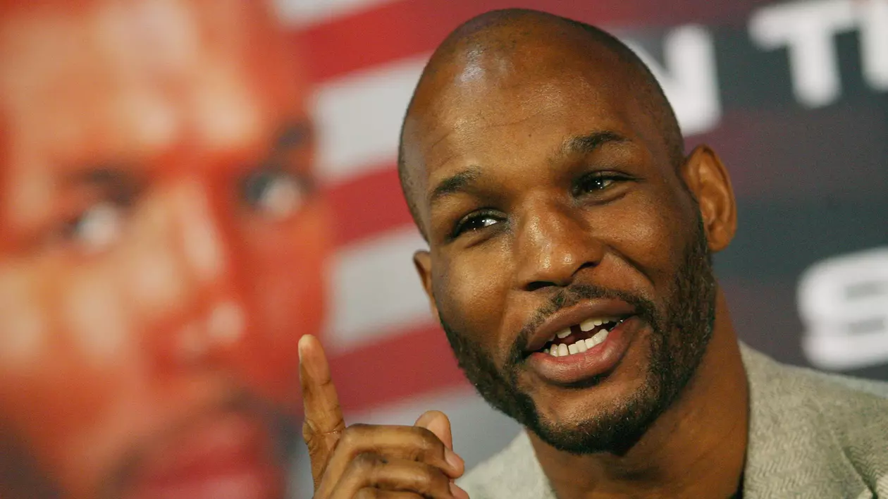 Bernard Hopkins, în ring la aproape 50 de ani. Cu cine va boxa