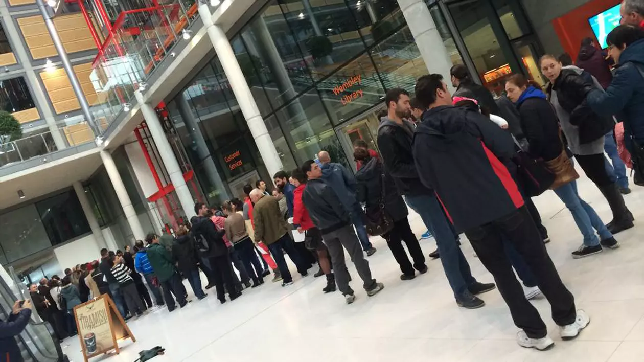 Scandal la URNE în LONDRA: ROMÂNII acuză O ORGANIZARE DEZASTRUOASĂ la ALEGERI 2014