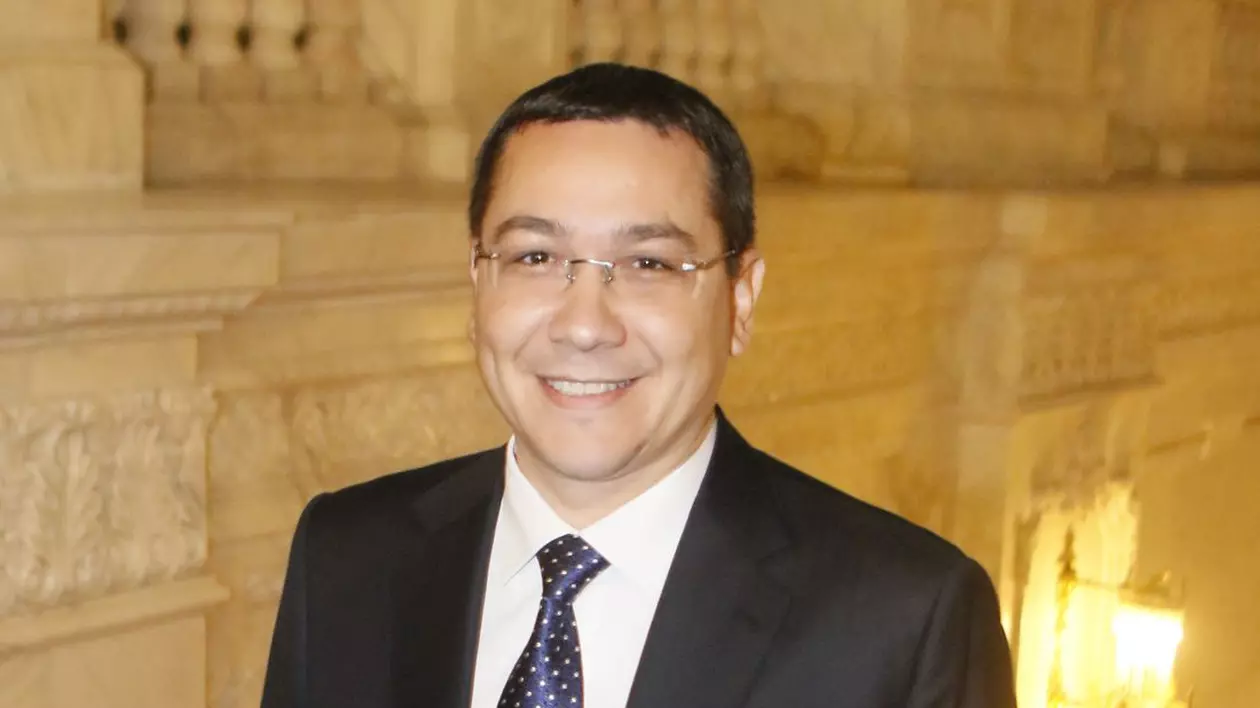 Victor Ponta: "Dacă Iohannis vine la oricare din cele patru dezbateri, sunt de acord să aducă și prompterul"