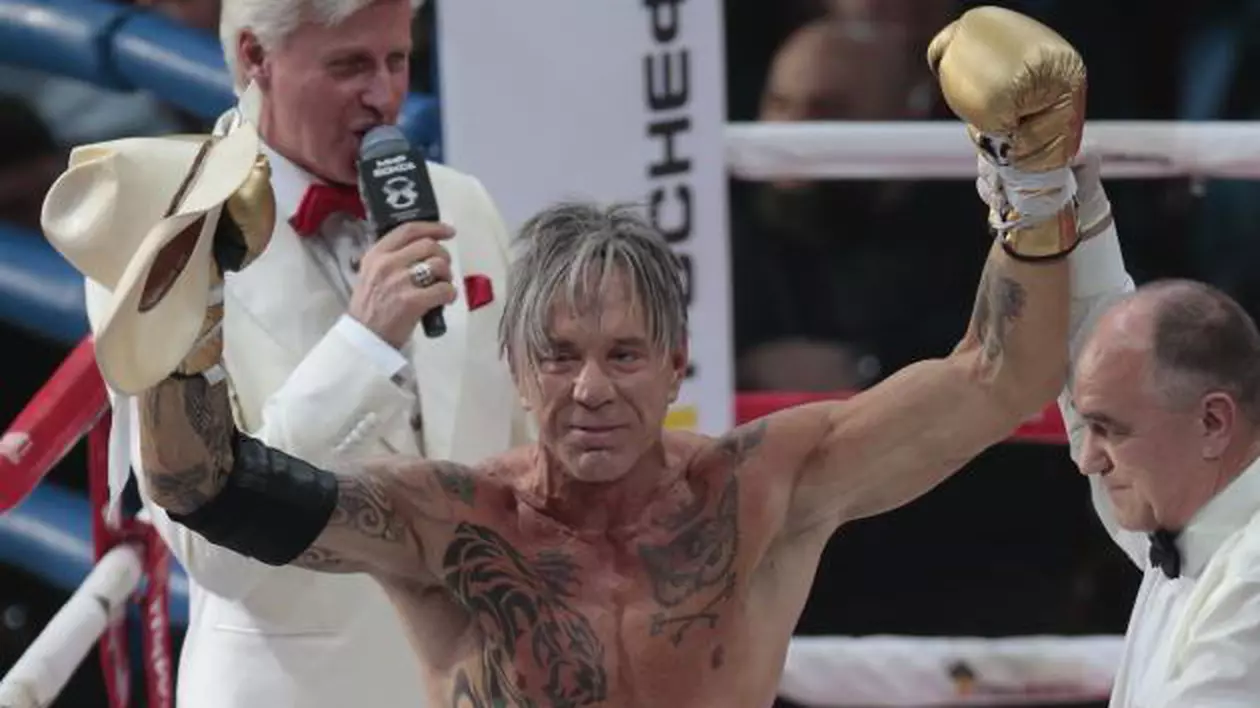 FOTO/ SCANDALOS! Povestea"pugilistului" care a pierdut lupta cu Mickey Rourke