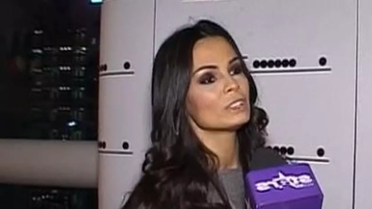 ANCA SEREA face dezvăluiri: ”Mă LUA din PAT și mă ARUNCA DIRECT în ZĂPADĂ!”
