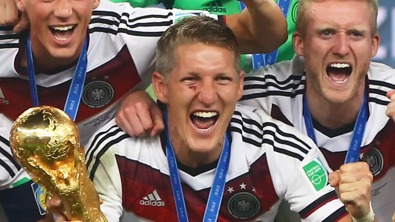 Schweinsteiger a tras linie, la propriu, în viaţa amoroasă: Sarah Brandner e istorie 