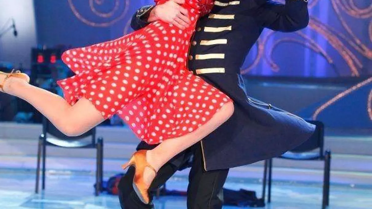 Dansatorul Ovidiu Danci A FĂCUT 3.000 DE EURO în noaptea de Revelion! | FOTO