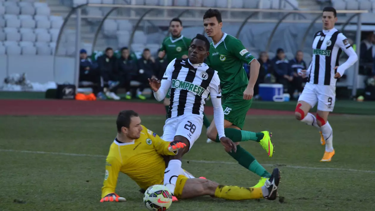 U Cluj - FC Botoșani 0-0. Ceppelini a ratat un penalty acordat eronat