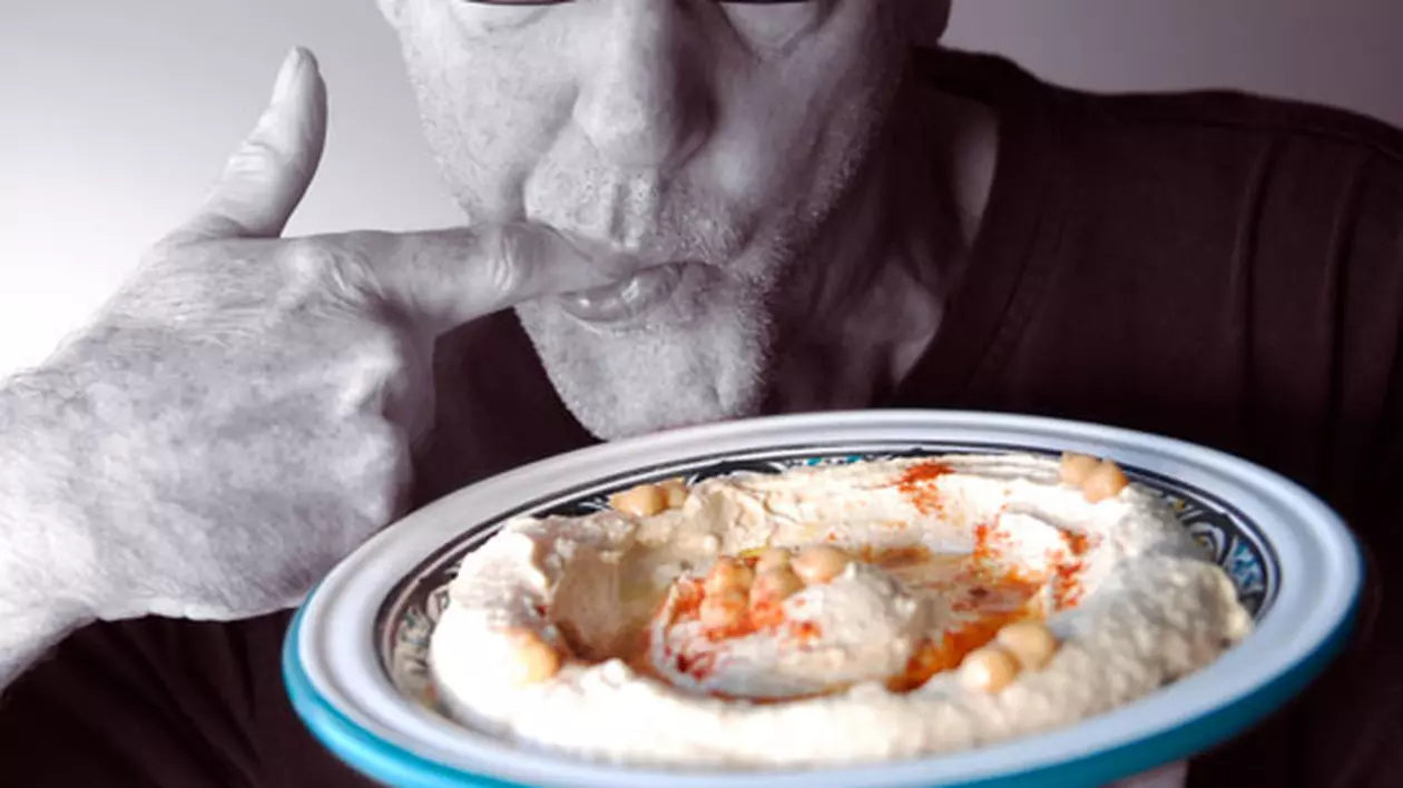 DELICIOS. Rețetă bună de post: humus cu spanac și lămâie