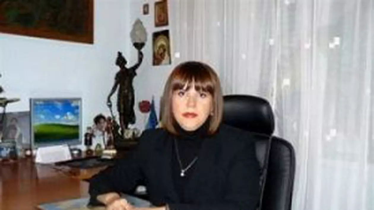 UPDATE/ Dorina Gonț, REȚINUTĂ. Președintele Asociației Executorilor Judecătorești, călcat de procurori