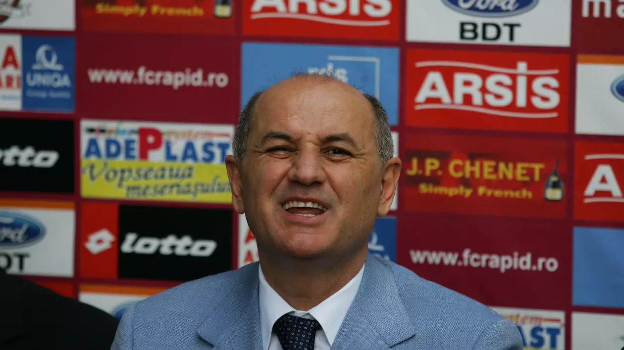Copos, atacat. "Nu s-a schimbat în puşcărie. Îți ia glanda!"