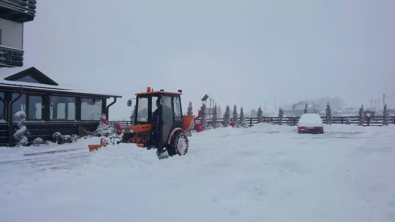 IMAGINI INCREDIBILE! VISCOL şi FURTUNĂ DE ZĂPADĂ, acum, în România