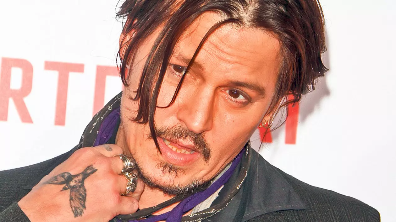 Johnny Depp şi Amber Heard sunt la un pas de divorţ! L-a înşelat cu o femeie