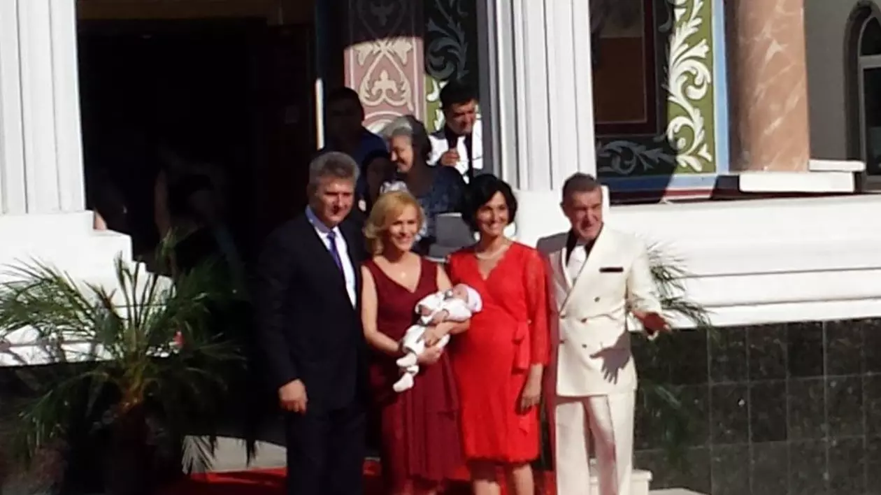 Gabi Firea și-a botezat băiatul! Zian Mihail l-a avut naș pe Gigi Becali | FOTO
