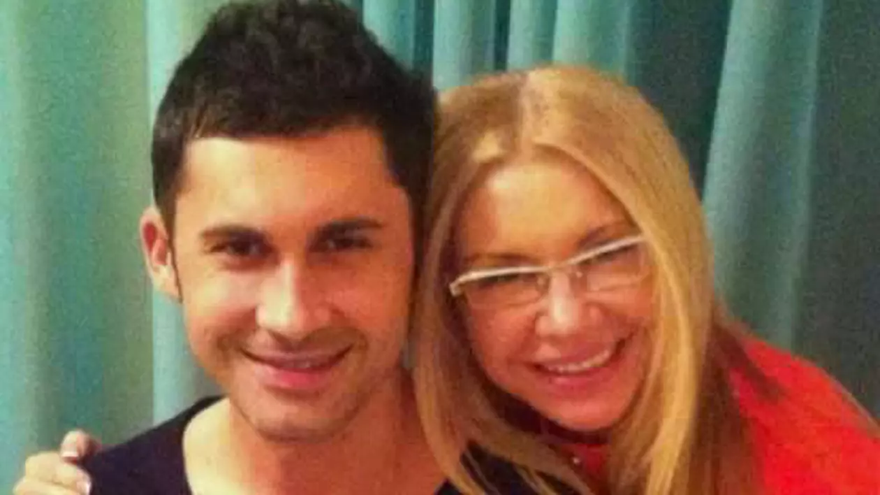 Sexy-MAMA lui Dan Bălan a pozat în costum de baie la 57 de ani | FOTO