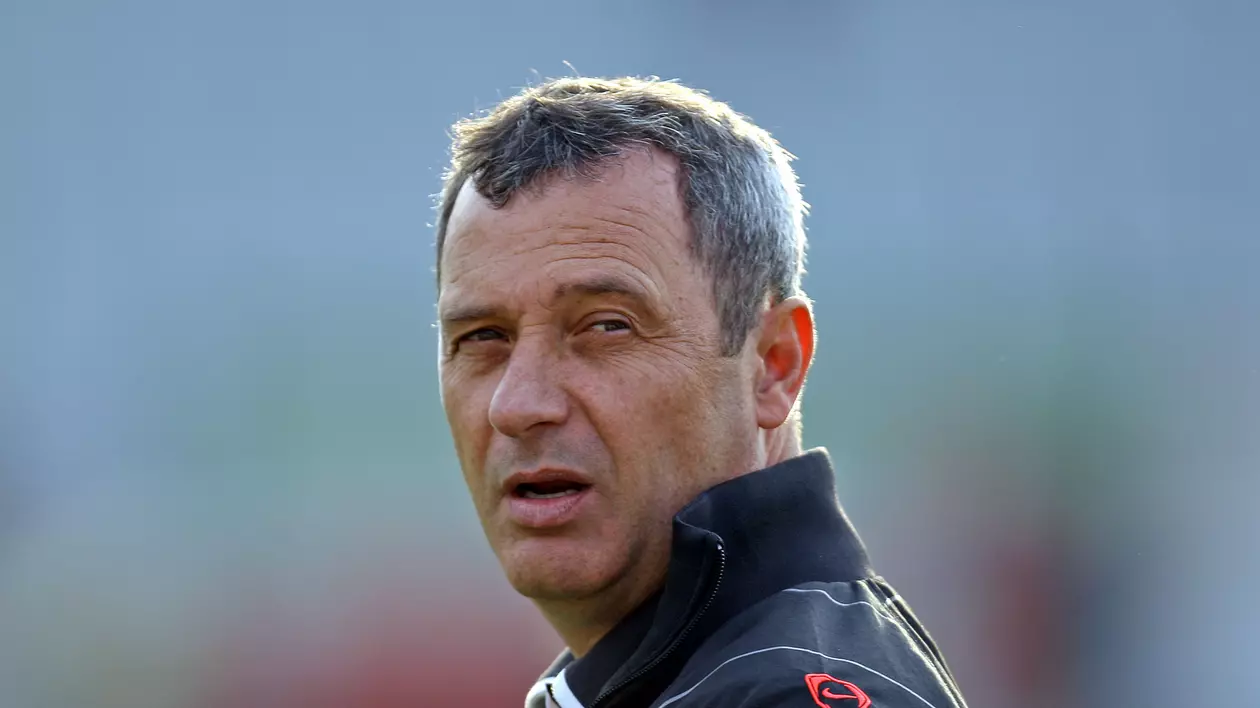 Dinamo îşi întăreşte banca tehnică. Aduce lângă Mircea Rednic un fost portar