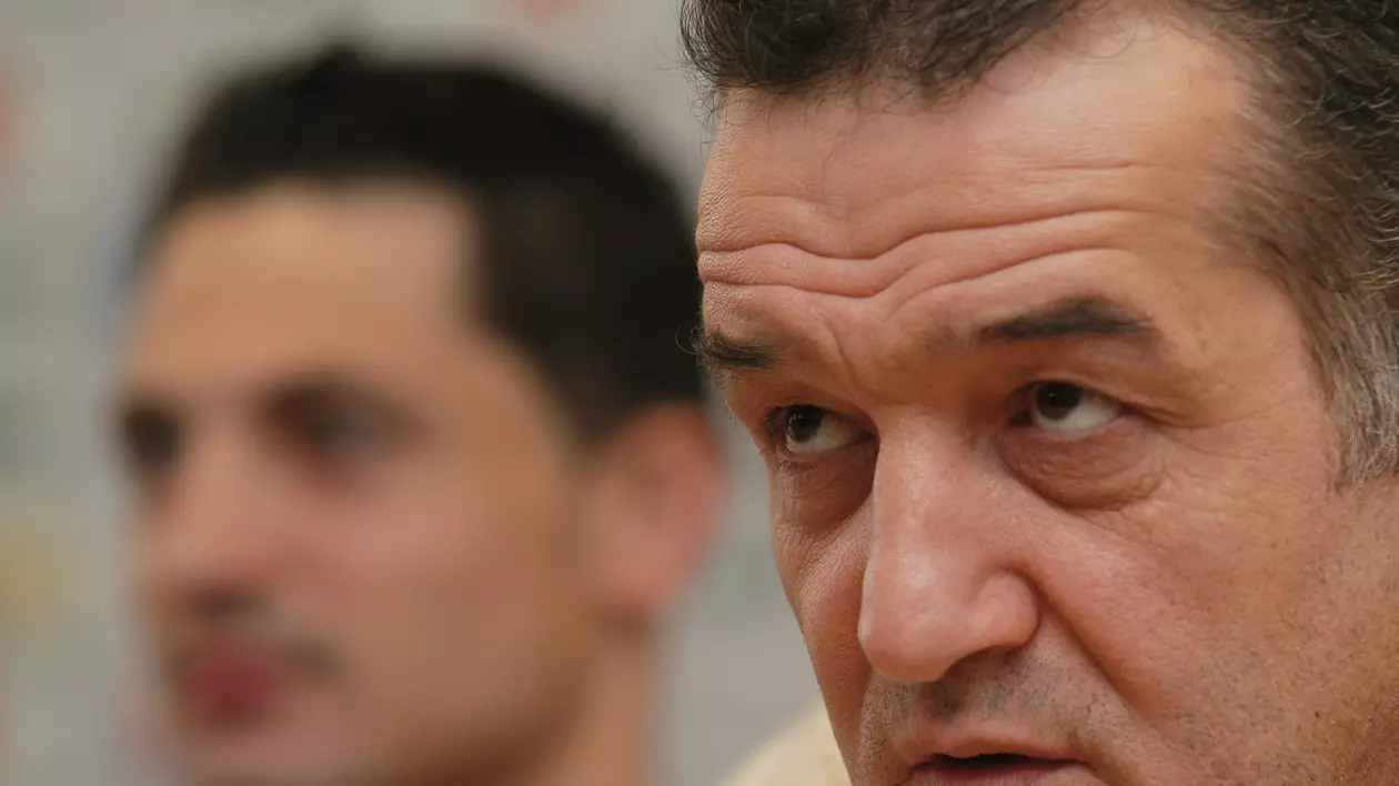 Prima intervenţie a patronului Gigi Becali peste capul antrenorului Mirel Rădoi: "L-a dat afară!"