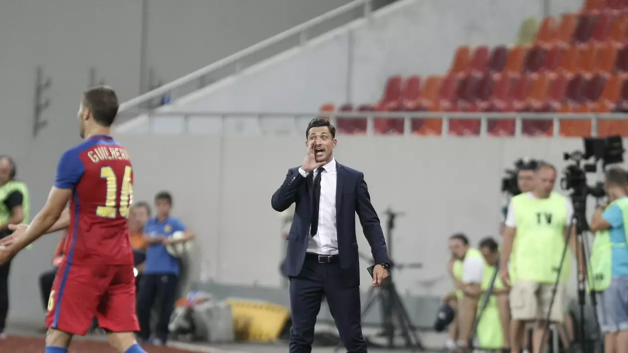 Unde va sta suspendatul Rădoi și ce are voie să facă la stadion