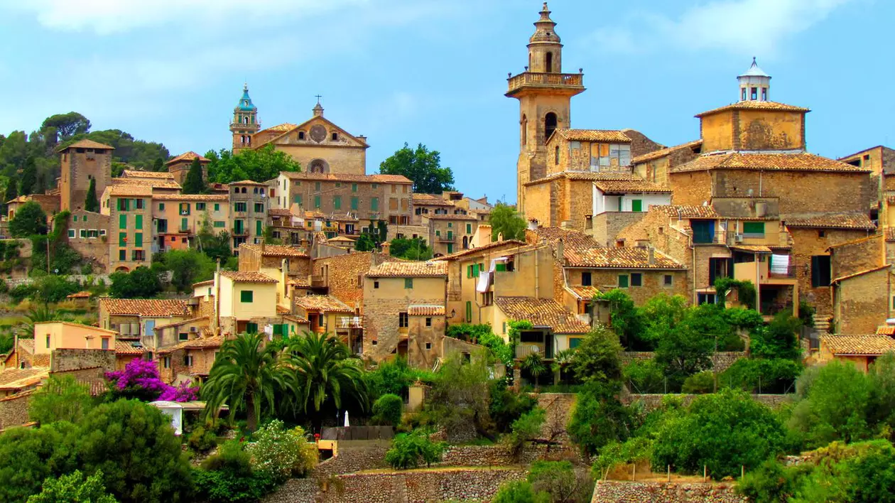 Mallorca, insula artiștilor și a plajelor magnifice
