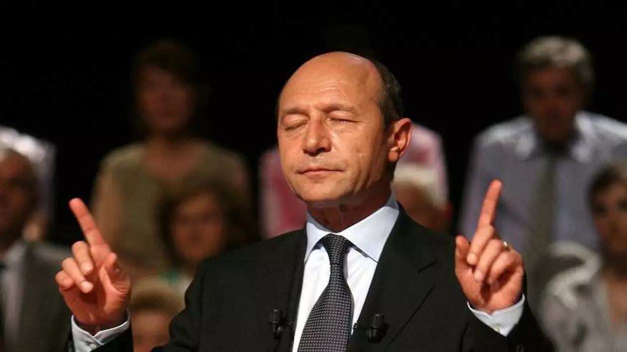 A anunțat oficial! Motivul pentru care Băsescu vrea să fie cetățean moldovean