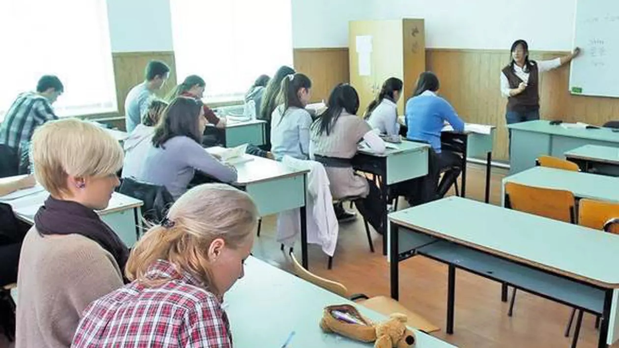 PROFESORII reacţionează după majorarea salariilor medicilor. VOR ŞI EI CREŞTEREA LEFURILOR