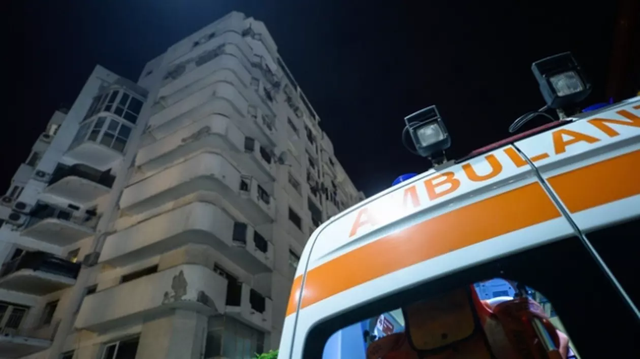 S-a sinucis pentru că iubita l-a dat afară din ”arest”. Capone s-a