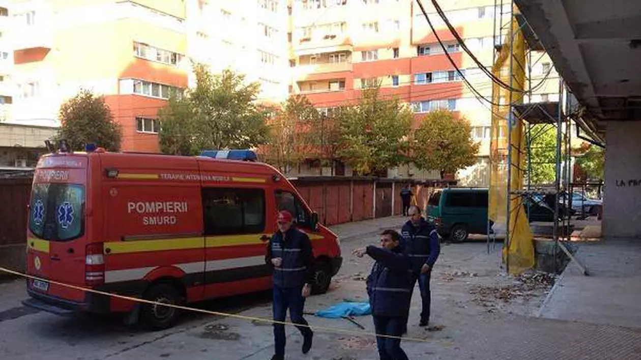 Detalii neştiute despre femeia care şi-a aruncat copilul pe geam. Ce a făcut cu câteva minute înainte