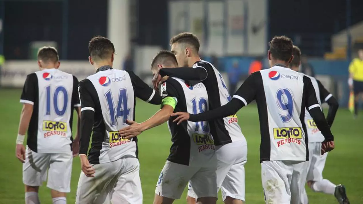 Viitorul U19 încearcă să-i elimine pe cehii de la FK Pribram, după 0-2 în tur / VIDEO