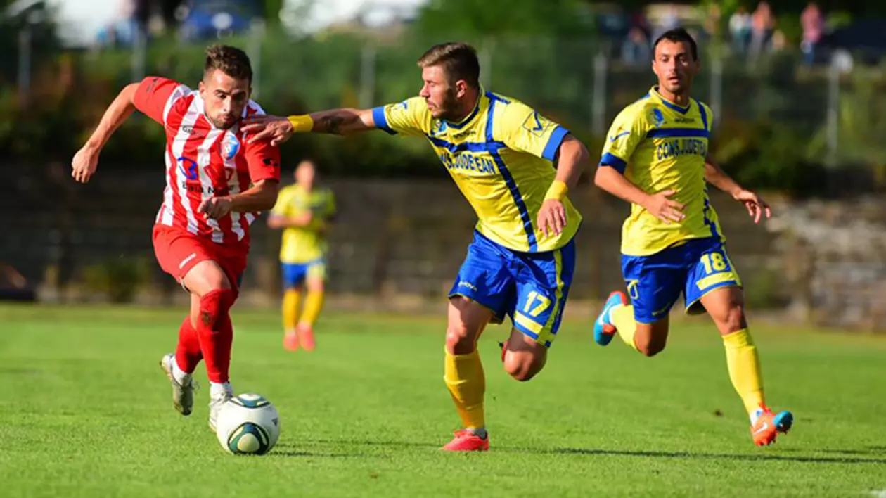 Liga 2, etapa a 12-a. Liderul UTA se distanțează. Rapid, stopat de Oțelul. Gazul bate la Oradea