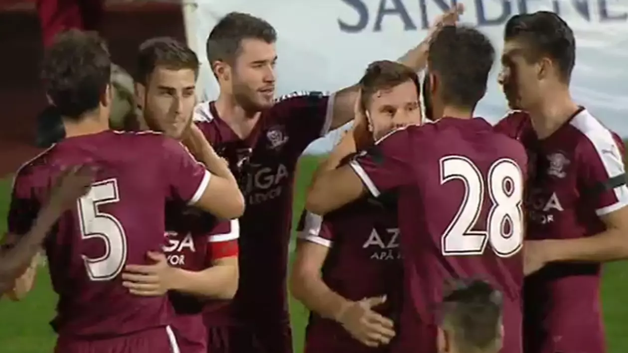 Rapid a revenit pe primul loc în Seria I, după 4-0 cu Gloria Buzău