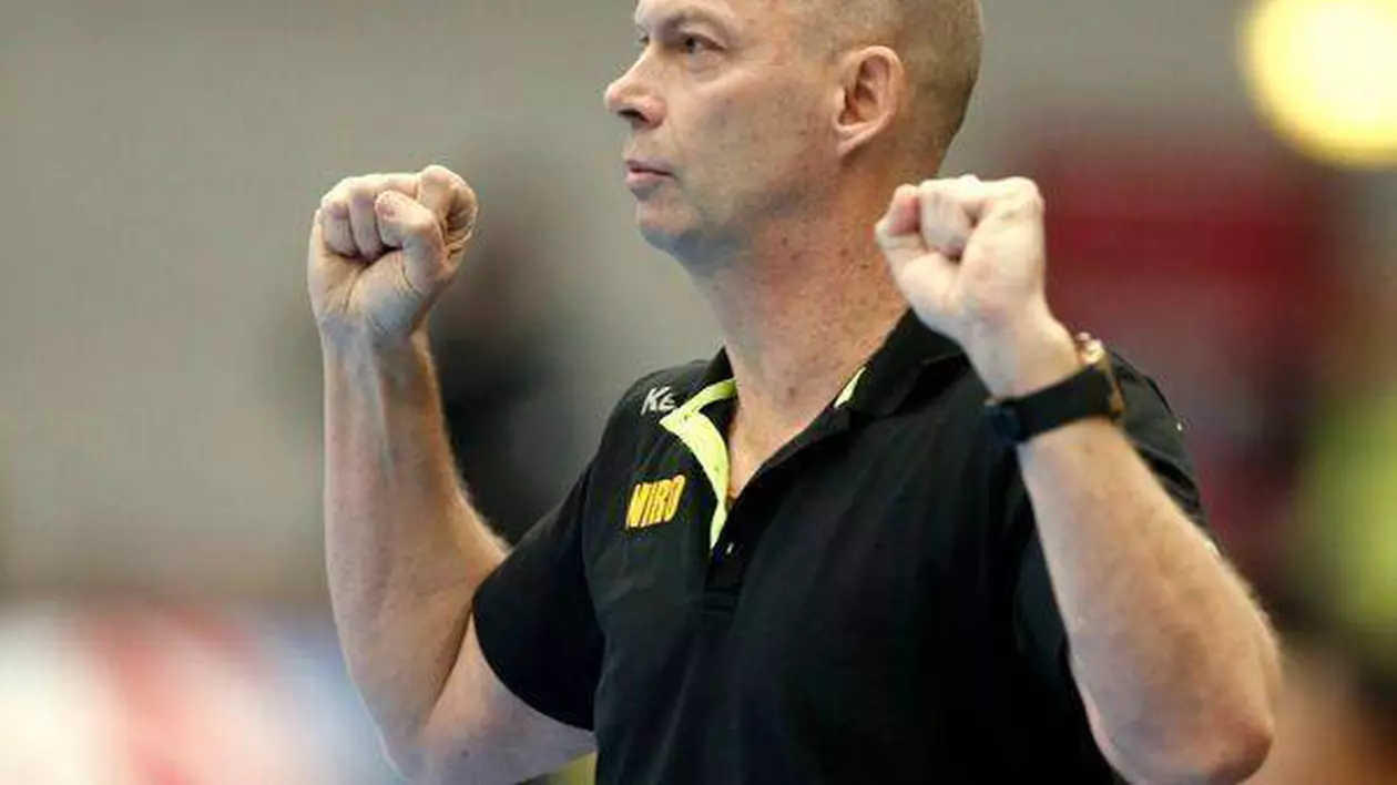 Selecționerul României, Tomas Ryde, antrenor-antreprenor. ^Suedezul de la naționala feminină de handbal te învață să fii lider