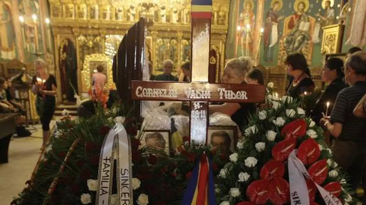 Români celebri care ne-au părăsit în 2015 | FOTO 