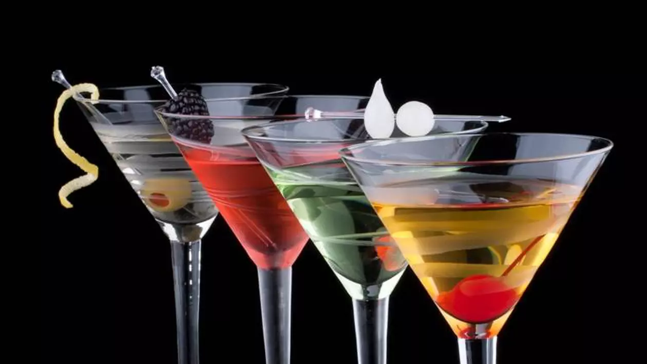 REVELION 2016. 10 cocktail-uri pentru noaptea dintre ani