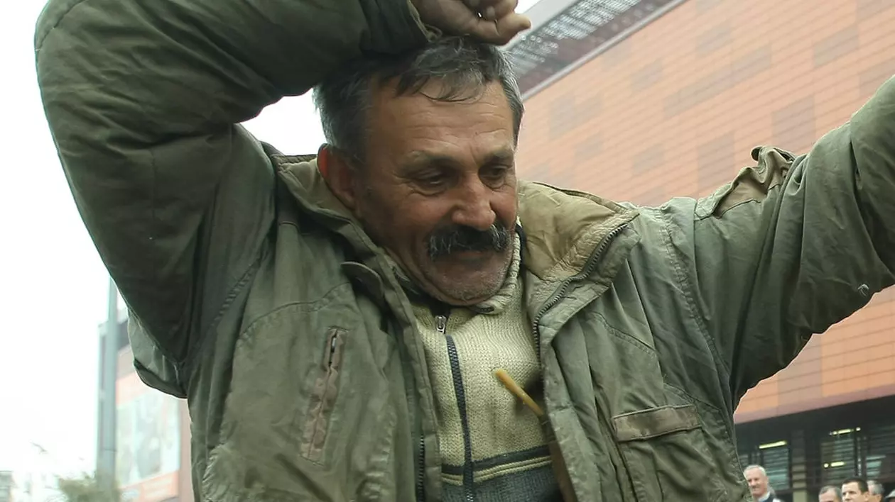Hâââc! O rupem pe băutură…