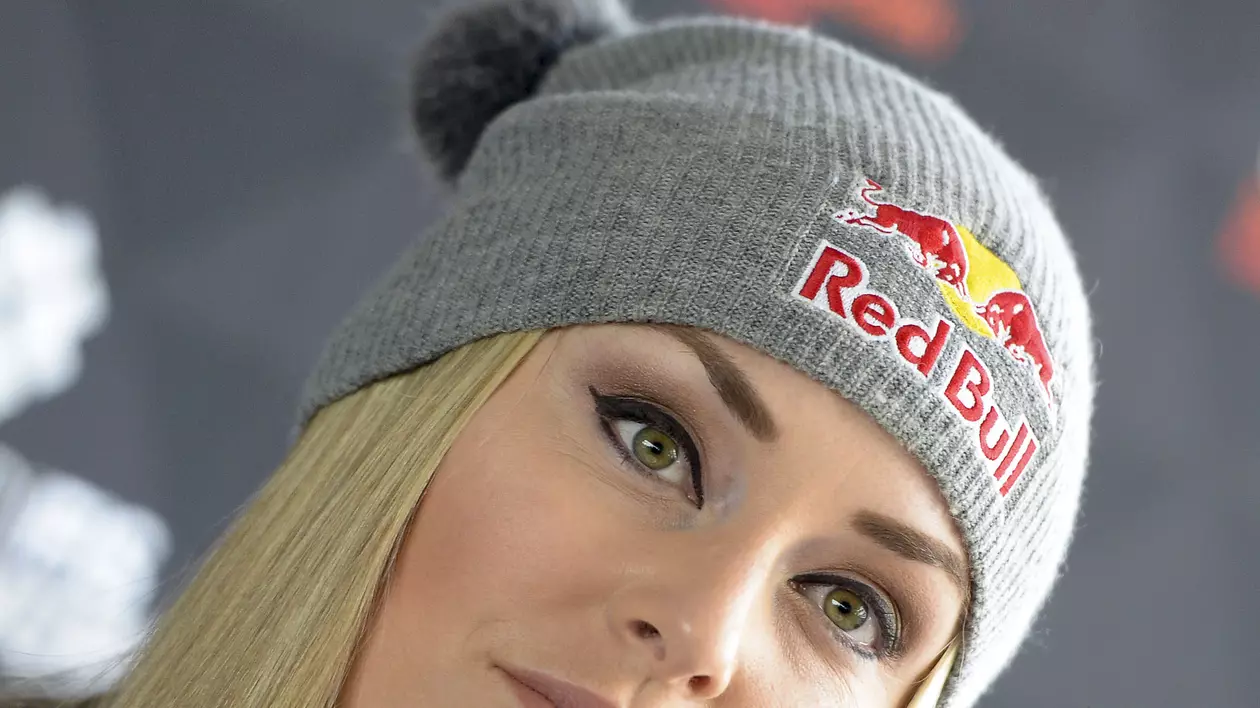 Schioarea Lindsey Vonn și-a liniștit fanii, după accidentarea suferită la genunchi / VIDEO