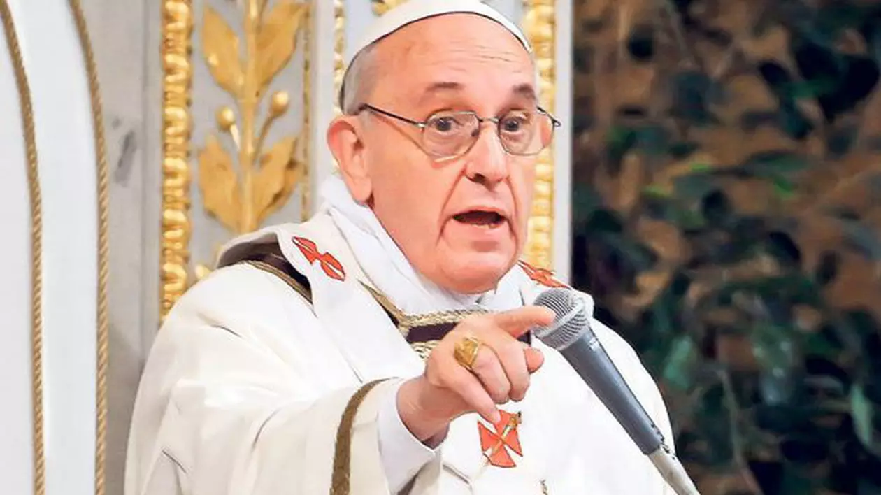 MOARTE SUSPECTĂ la VATICAN! A fost găsită fără suflare!