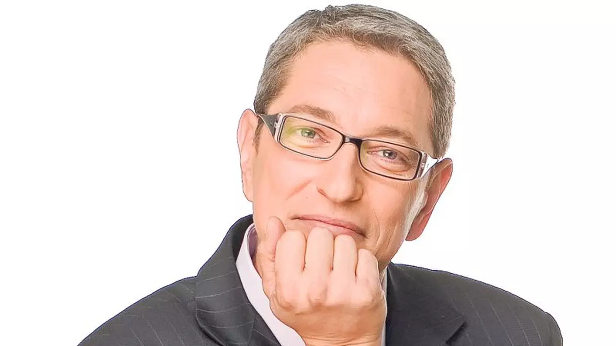 EXCLUSIV! Războiul dintre Andreea Berecleanu şi Andrei Zaharescu continuă. Consulul e tot nemulţumit că plăteşte prea mult