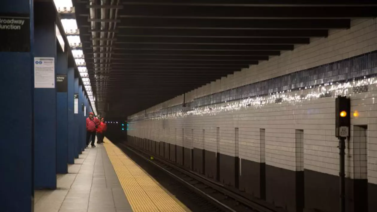 Milioane de bacterii ÎN METROU. Cercetătorii au găsit E.COLI, CIUMĂ BUBONICĂ ȘI DIZENTERIE