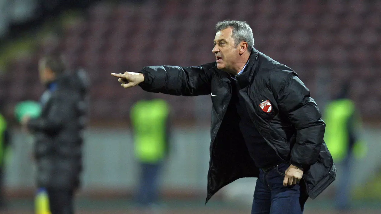 Rednic s-a bâlbâit: ”Cred că voi rămâne, nu știu... Ar fi o variantă bună Napoli”. Când va negocia prelungirea contractului