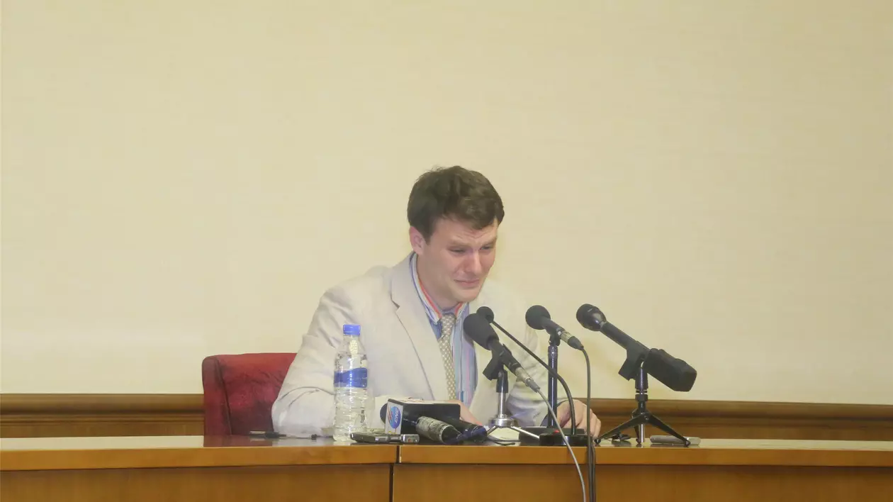 Un student american, condamnat la 15 ani de muncă forțată în Coreea de Nord. Este acuzat de "crime împotriva statului"