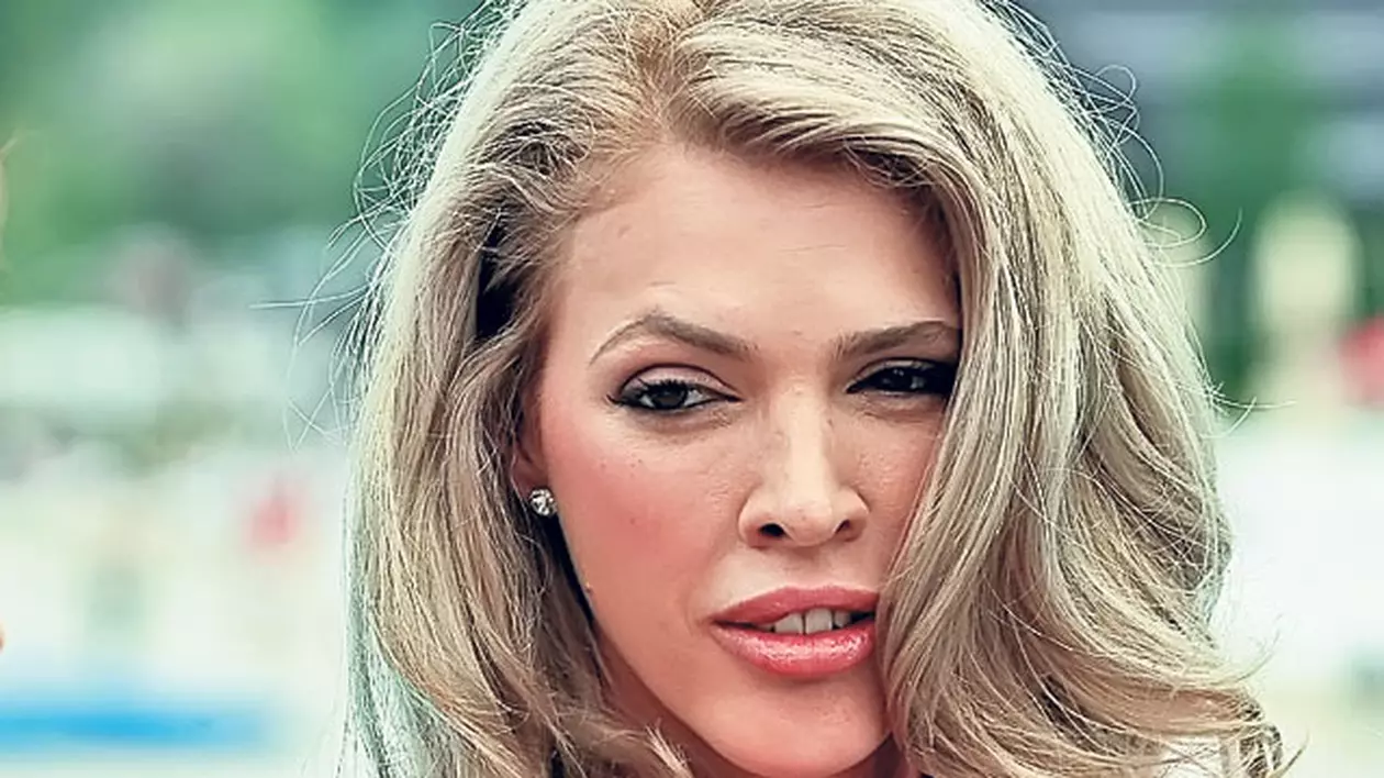 EXCLUSIV / Alina Vidican își caută de muncă în SUA. Viața de femeie divorțată începe abrupt