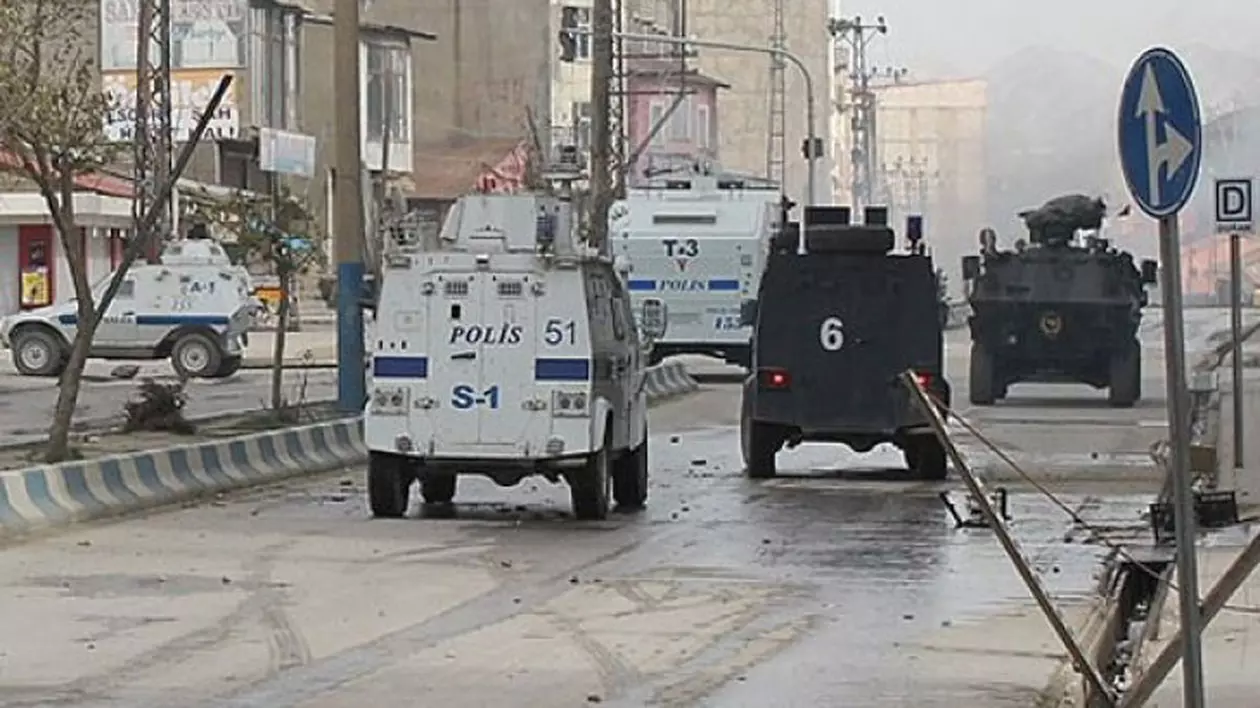 Atentat cu bombă la Nusaybin! Cinci soldaţi turci şi un poliţist au fost ucişi!