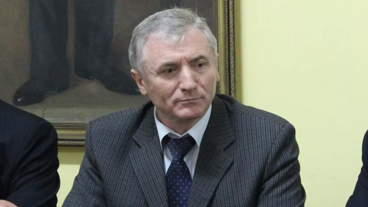 Reacția procurorul general Augustin Lazăr, după atacurile la adresa DNA. Augustin Lazăr dezavuează campania desfăşurată împotriva instituţiilor justiţiei, ”de persoane aflate în proceduri judiciare în curs, unele condamnate definitiv”.