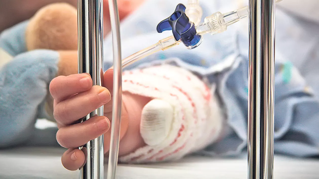 Medic ieșean, despre cazul copiilor infectați cu COVID de la ATI: „Au forme moderate, dar cu riscul de a se agrava brusc"