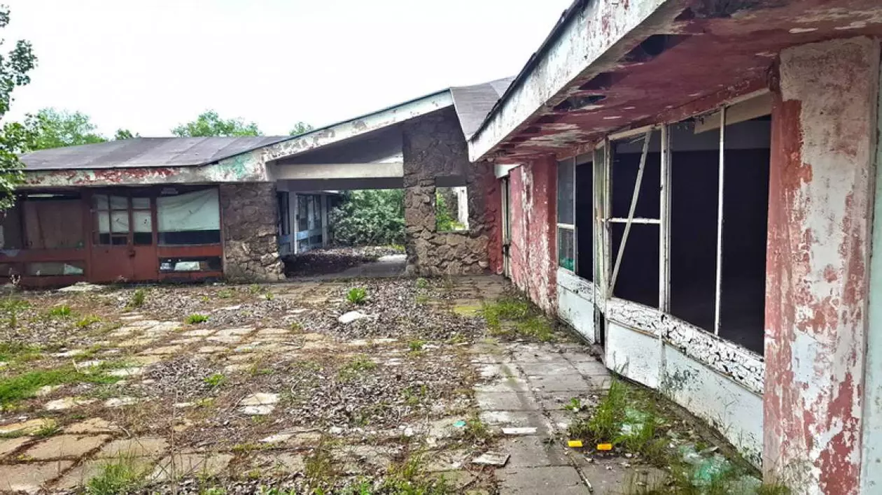 La revedere, tabără dragă! Complexul de la Năvodari, unde veneau anual 100.000 de copii, a ajuns o ruină