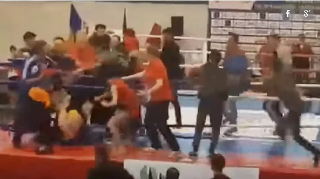 Ce iese când bagi în ring luptători din două țări care se urăsc de moarte? Super-bătaie fără nicio regulă | VIDEO